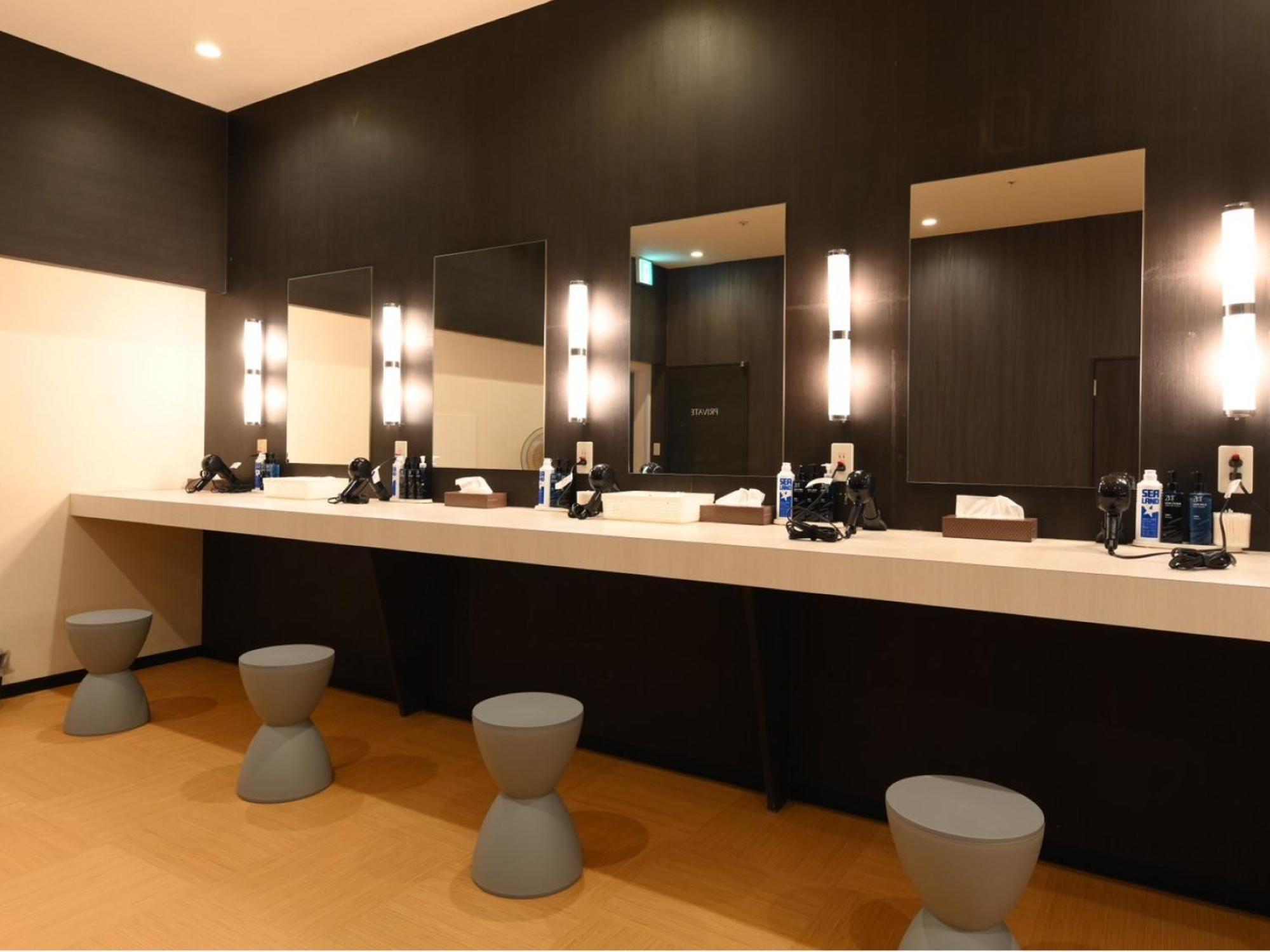The Centurion Sauna Rest & Stay Sapporo Male Only Exterior photo